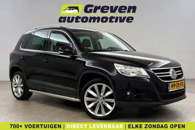 Volkswagen Tiguan (2008) thumbnail 1