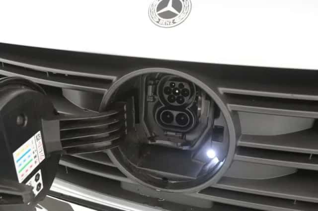 Mercedes-Benz eCitan (2025) thumbnail 6