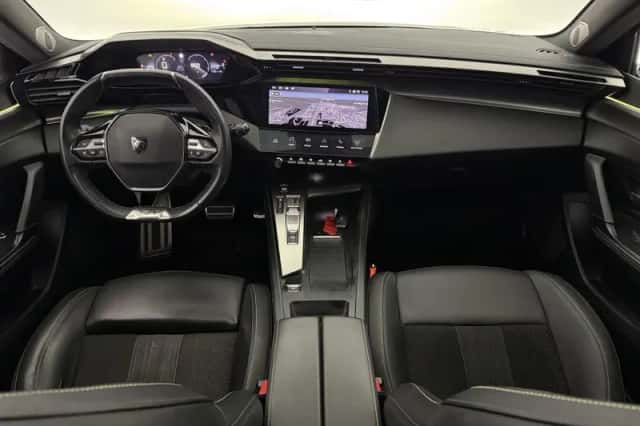 Peugeot 308 (2022) thumbnail 2