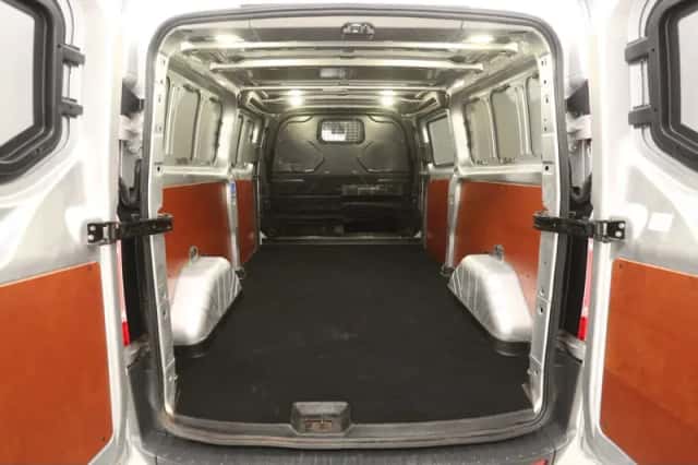 Ford Transit Custom (2015) thumbnail 3