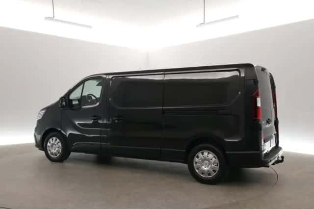 Renault Trafic (2023) thumbnail 6