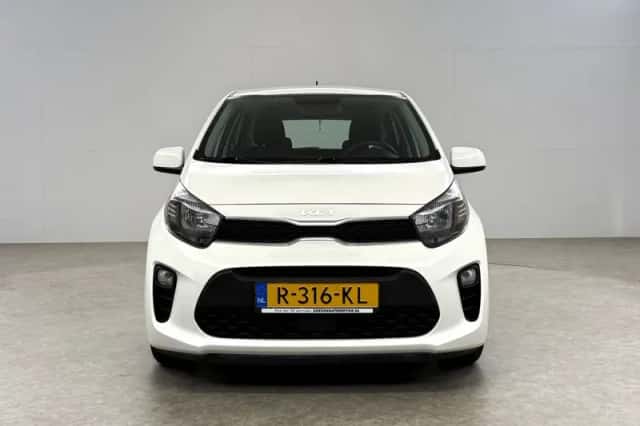 Kia Picanto (2022) thumbnail 6