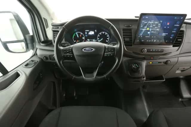 Ford E-Transit (2022) thumbnail 2
