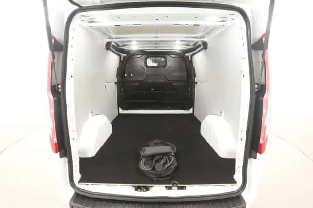 Ford Transit Custom (2022) thumbnail 3