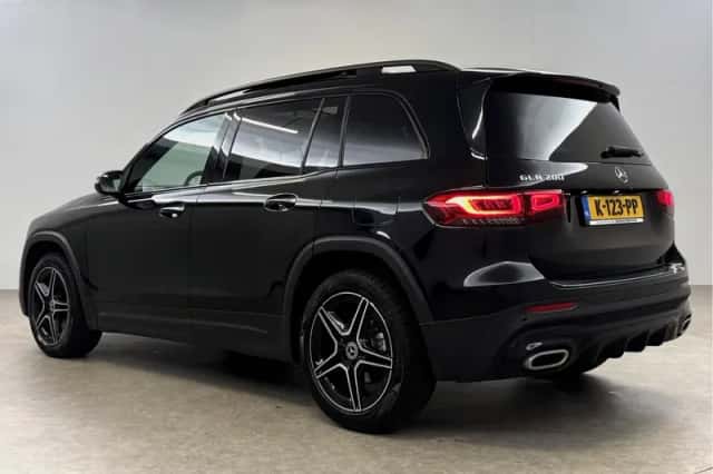 Mercedes-Benz GLB-Klasse (2021) thumbnail 3