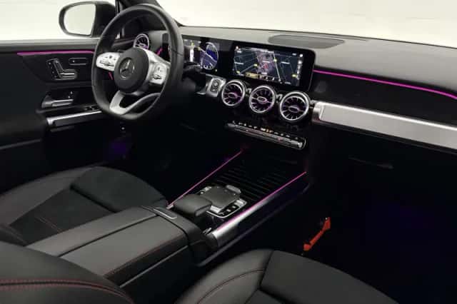 Mercedes-Benz GLB-Klasse (2021) thumbnail 4