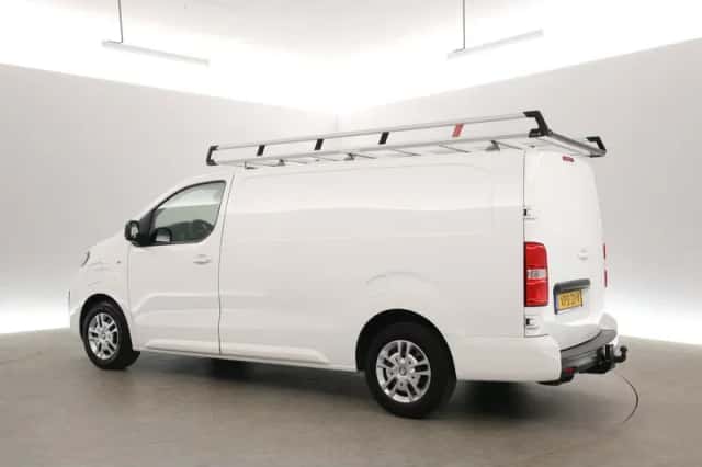 Peugeot E-Expert (2022) thumbnail 4
