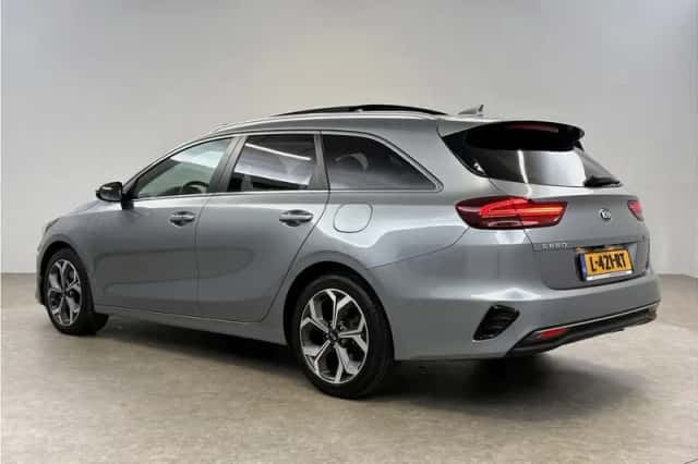 Kia Ceed (2021) thumbnail 3