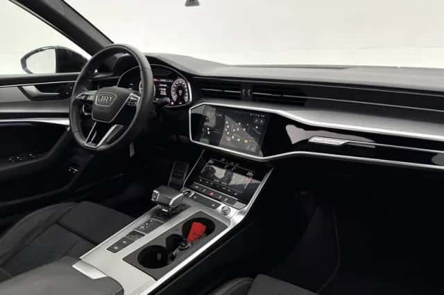 Audi A6 (2022) thumbnail 4