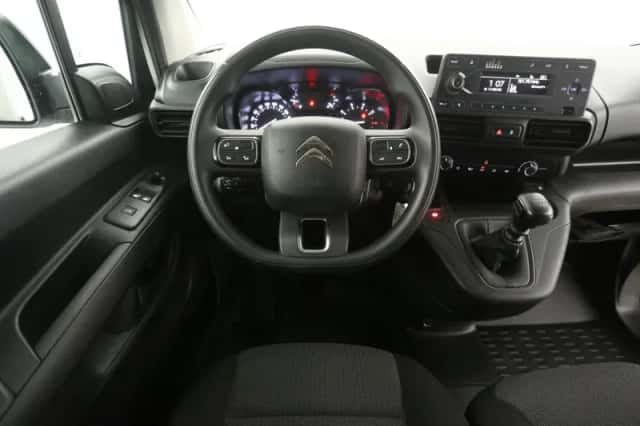 Citroën Berlingo (2022) thumbnail 2