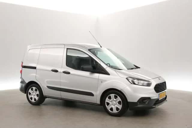 Ford Transit Courier (2021) thumbnail 6