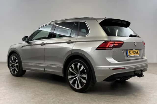 Volkswagen Tiguan (2018) thumbnail 3