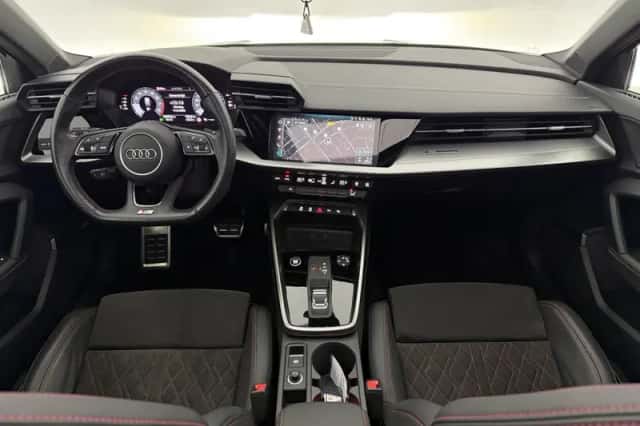 Audi A3 (2021) thumbnail 2