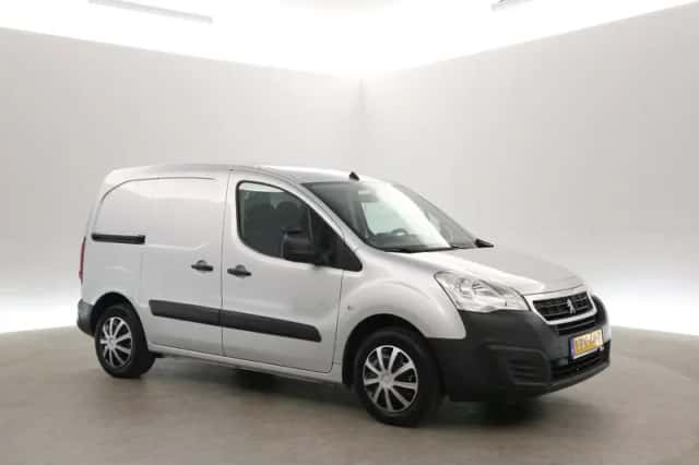 Peugeot Partner (2017) thumbnail 6