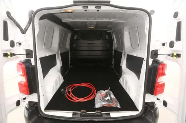 Toyota Proace (2024) thumbnail 3