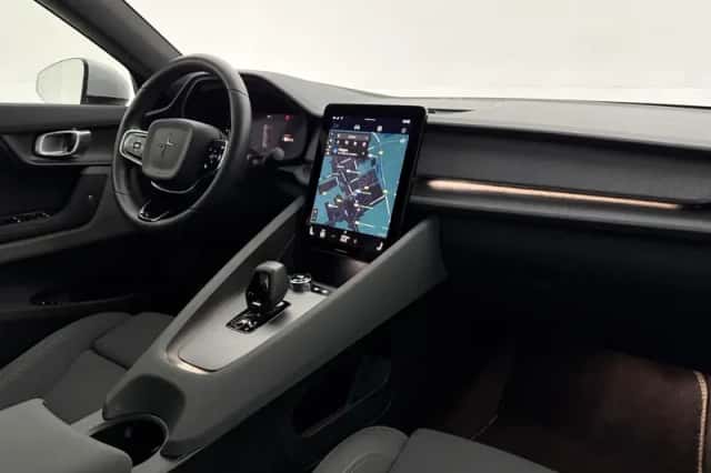 Polestar 2 (2022) thumbnail 4