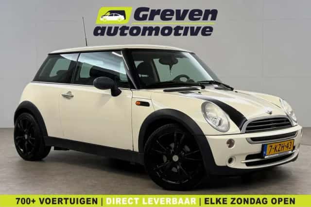 MINI Cooper (2007) thumbnail 1