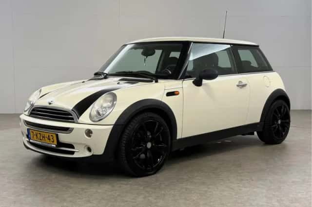 MINI Cooper (2007) thumbnail 5