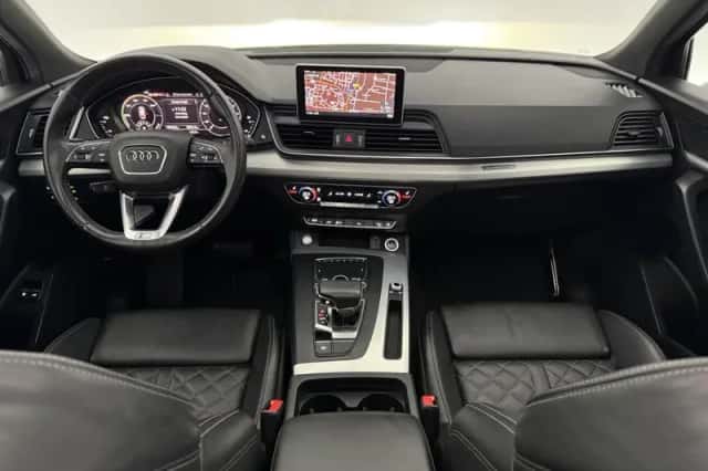 Audi Q5 (2020) thumbnail 2