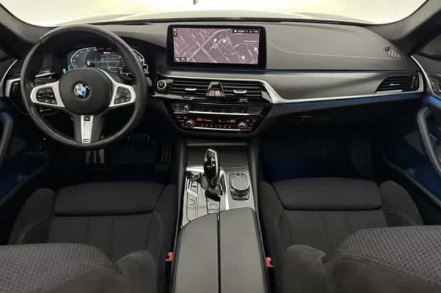 BMW 5-Serie (2021) thumbnail 2
