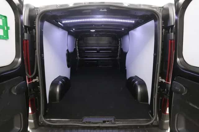 Renault Trafic (2020) thumbnail 3