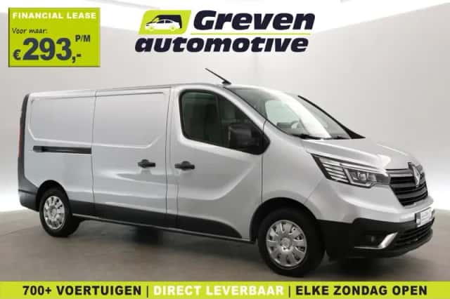 Renault Trafic (2022) thumbnail 1