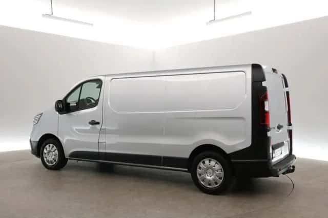 Renault Trafic (2022) thumbnail 4