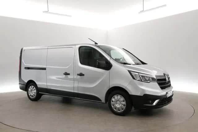 Renault Trafic (2022) thumbnail 6