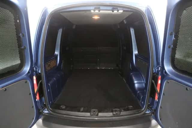 Volkswagen Caddy (2017) thumbnail 3