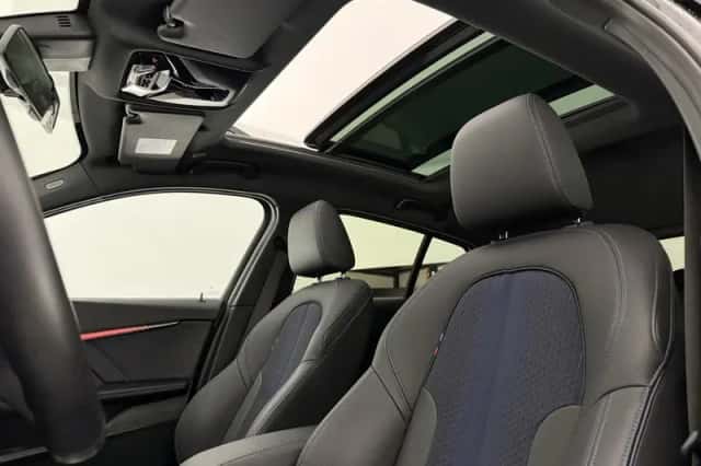 BMW 1-Serie (2023) thumbnail 3