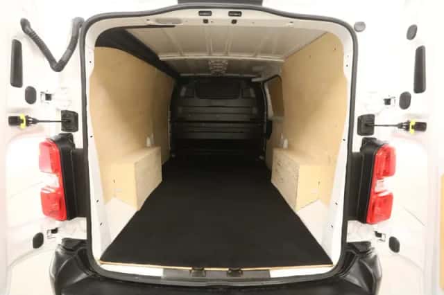 Opel Vivaro (2019) thumbnail 3