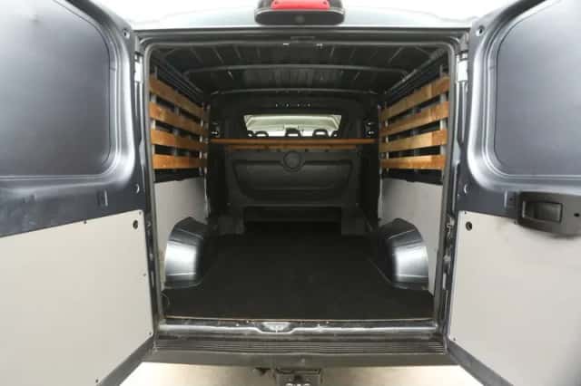 Peugeot Boxer (2018) thumbnail 4