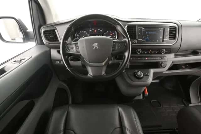 Peugeot Expert (2022) thumbnail 2