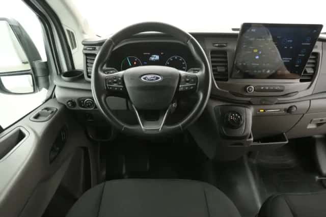 Ford E-Transit (2022) thumbnail 2