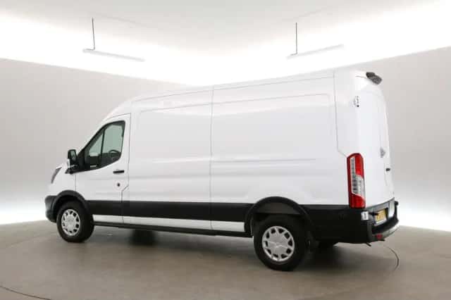 Ford E-Transit (2022) thumbnail 4