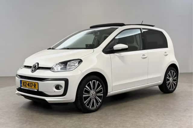 Volkswagen Up! (2017) thumbnail 6