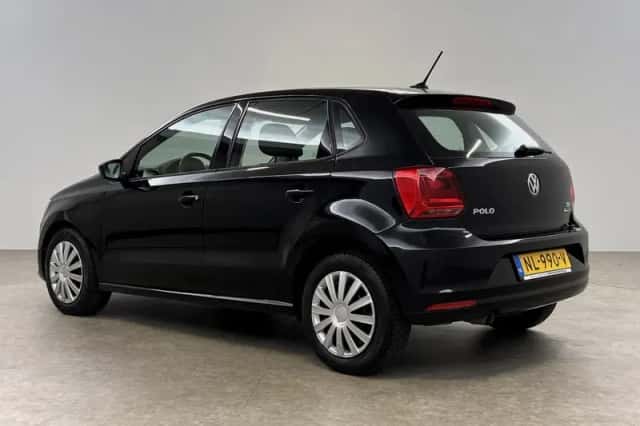 Volkswagen Polo (2017) thumbnail 3