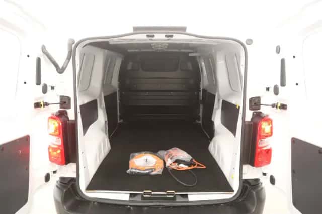 Toyota Proace (2024) thumbnail 3