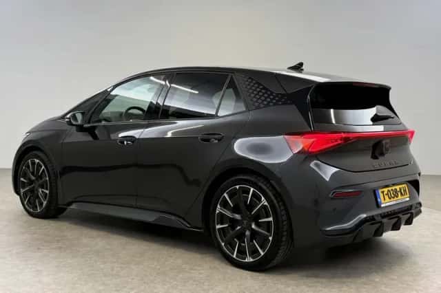 CUPRA Born (2023) thumbnail 3