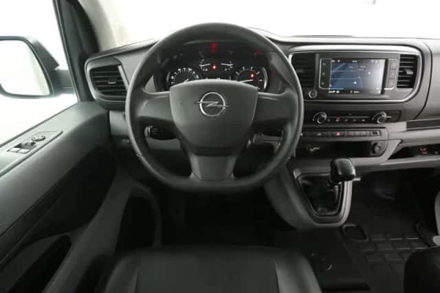 Opel Vivaro (2021) thumbnail 2
