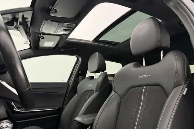 Kia Ceed (2024) thumbnail 4