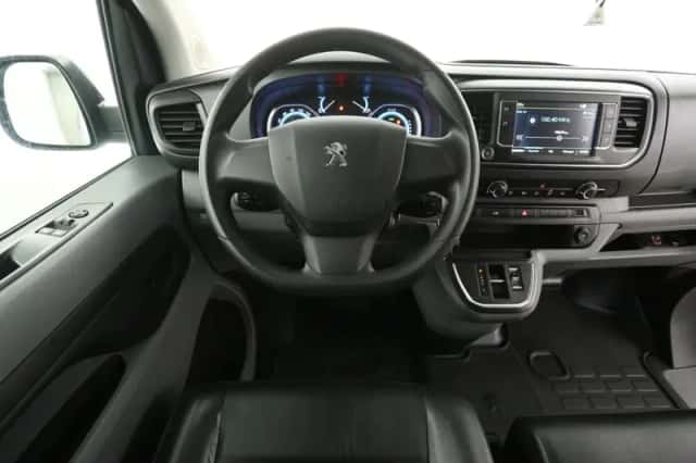 Peugeot e-Expert (2021) thumbnail 2