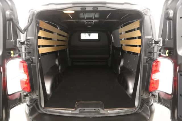 Peugeot Expert (2022) thumbnail 3