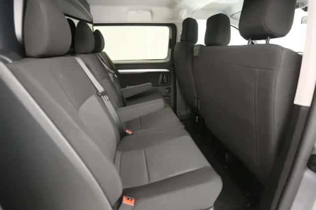 Peugeot e-Expert (2023) thumbnail 3