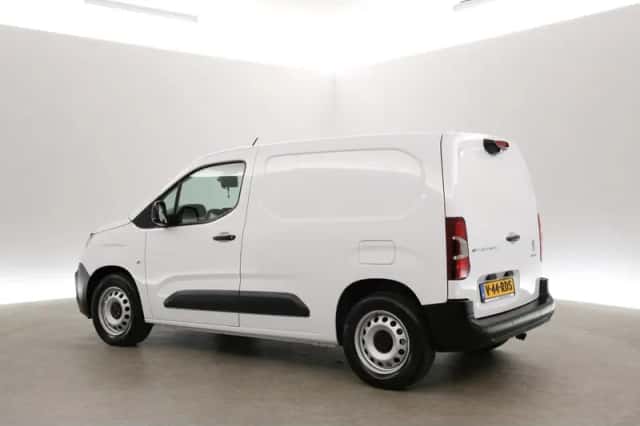 Peugeot E-Partner (2022) thumbnail 4