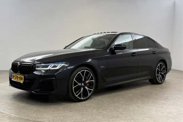 BMW 5-Serie (2022) thumbnail 6