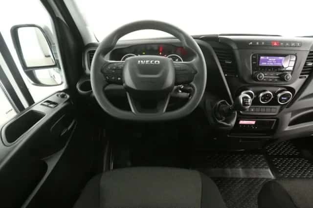 Iveco Daily (2024) thumbnail 2