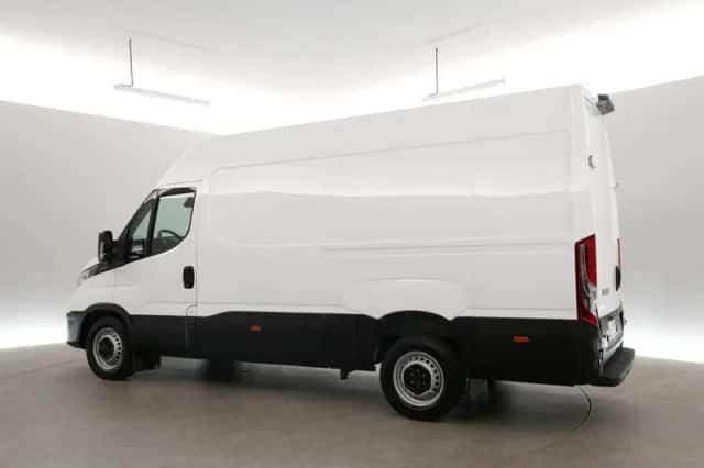 Iveco Daily (2024) thumbnail 4
