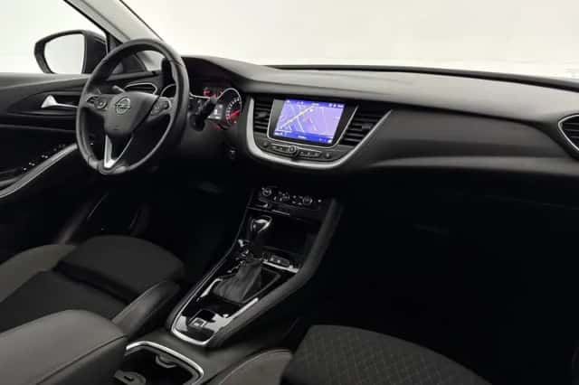Opel Grandland X (2018) thumbnail 4