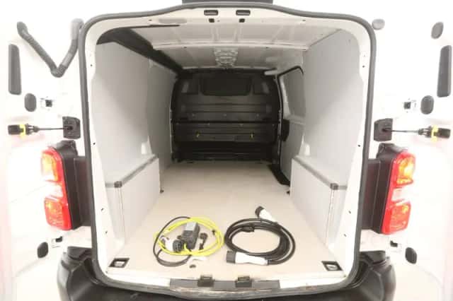 Opel Vivaro-e (2022) thumbnail 3